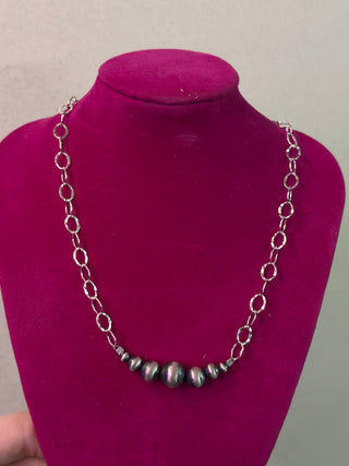 The Pearl Bar Necklace