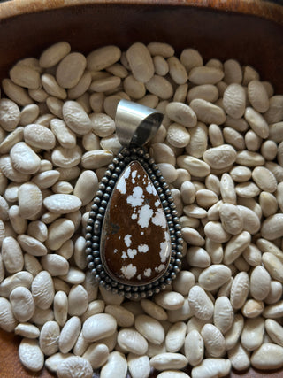 The Speckled WH Pendant