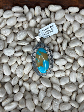 The King Pendant