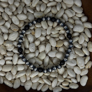 The Onyx Pearl Bracelet