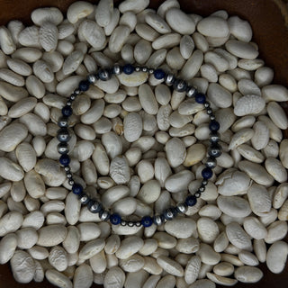 The Graduated Pearl Lapis Bracelet