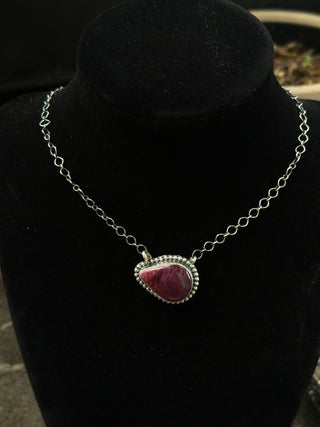 The Morado Teardrop Necklace