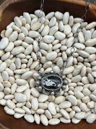 The Speckled Necklace