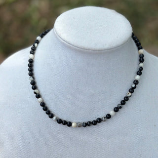 The Howlite Beaded Necklace