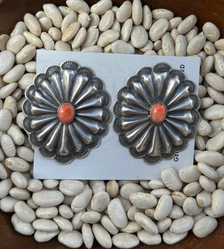 The Red Spiny Concho Studs