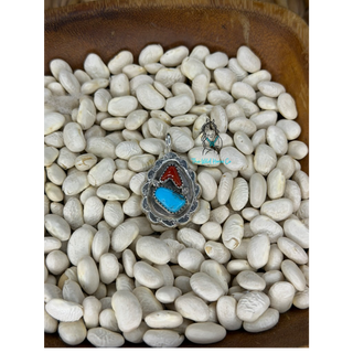 The Iule Pendant